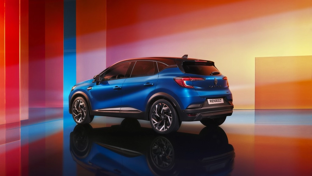 New Renault Captur E Tech Hybrid   Esprit Alpine version 005